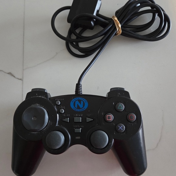 Sony PlayStation 2 Dual Shock Analog Controllers - One Sony And One Unbranded - Picture 3 of 4